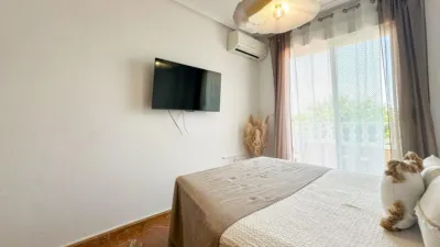Apartment in Guardamar del Segura photo 17
