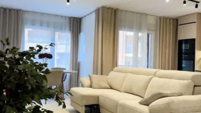 Piso – Torrevieja, Urbanización Calas Blancas - Más