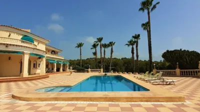 House in Urbanizations photo 6