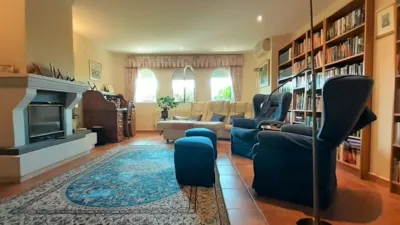 House in Urbanizations photo 8
