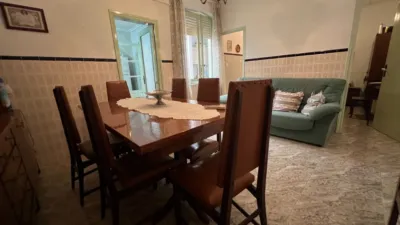 Terraced House in the Centre photo 8