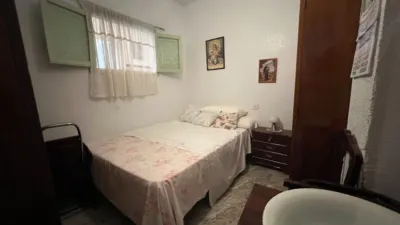 Terraced House in the Centre photo 9