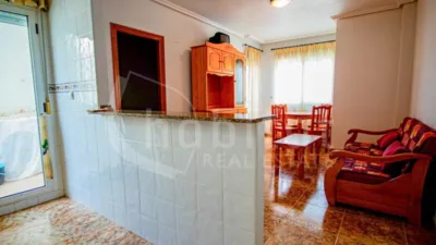 Piso – Los Montesinos - Más