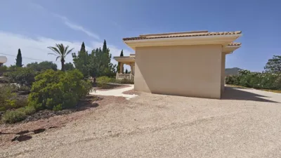 Chalet in El Pinós - Pinoso photo 48