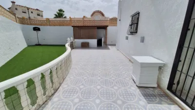 Bungalow in San Miguel de Salinas photo 23