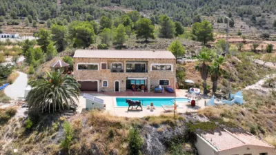 Villa in El Pinós - Pinoso photo 8