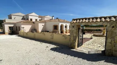 Chalet in El Pinós - Pinoso photo 8