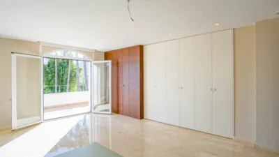House in Urbanizations photo 24
