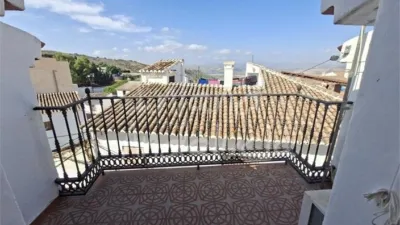 Apartment in Alcaucín photo 4