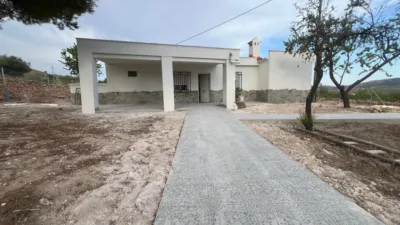 House in La Solana photo 7