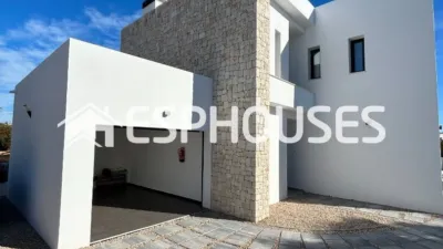 Villa for sale in La Fustera photo 4