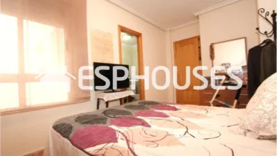 Apartment in Guardamar del Segura photo 14