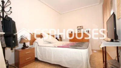 Apartment in Guardamar del Segura photo 12