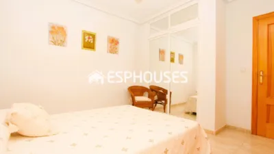 Apartment in Guardamar del Segura photo 10