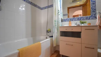 Semi-detached chalet in Cabo Roig-La Zenia-La Regia photo 8