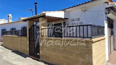 Chalet in Alcaucín photo 4