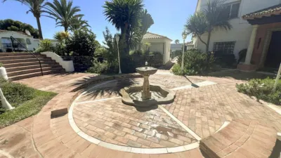 Apartment in Estepona photo 15