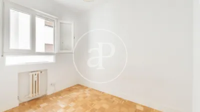 Apartment in Guindalera photo 24