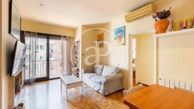 Apartamento en Sant Gervasi-Galvany photo 3
