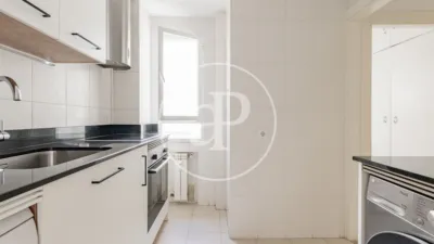 Apartment in Guindalera photo 30