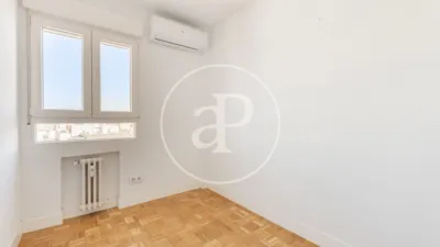 Apartment in Guindalera photo 22