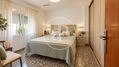 House in Pedralba photo 7