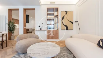 Apartment in Palacio photo 4