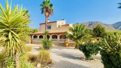 Chalet in La Canalosa photo 32