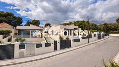 Villa in La Nucia photo 13