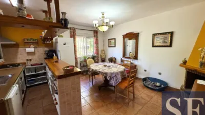 House in Sayalonga photo 3