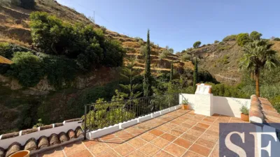House in Canillas de Albaida photo 10