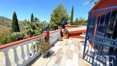 House in Canillas de Albaida photo 14