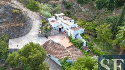 House in Canillas de Albaida photo 2