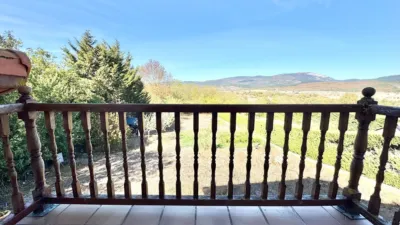 Chalet on Calle de Gorbea photo 16