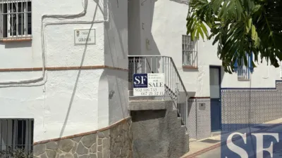 House in Canillas de Albaida photo 2
