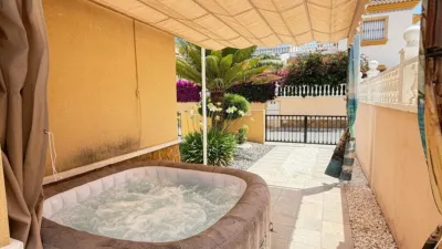 Apartment in Las Filipinas-Villamartín-Canal Norte photo 3