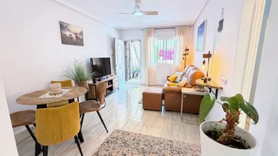 Apartment in Las Filipinas-Villamartín-Canal Norte photo 6