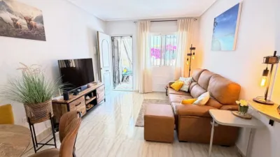 Apartment in Las Filipinas-Villamartín-Canal Norte photo 13