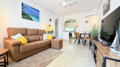 Apartment in Las Filipinas-Villamartín-Canal Norte photo 9