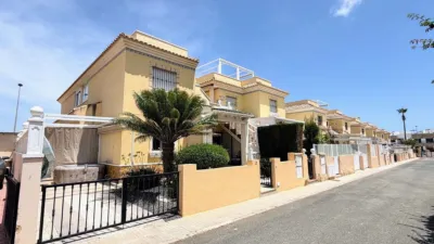 Apartment in Las Filipinas-Villamartín-Canal Norte photo 42