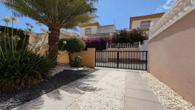 Apartment in Las Filipinas-Villamartín-Canal Norte photo 29