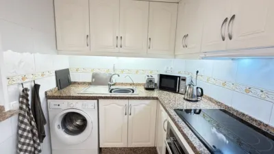Apartment in Las Filipinas-Villamartín-Canal Norte photo 15