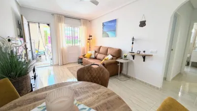 Apartment in Las Filipinas-Villamartín-Canal Norte photo 11