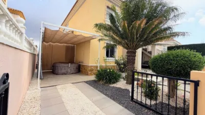 Apartment in Las Filipinas-Villamartín-Canal Norte photo 34