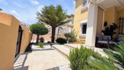 Apartment in Las Filipinas-Villamartín-Canal Norte photo 23