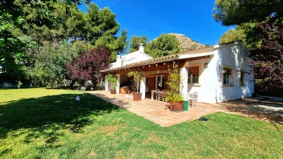 House in Tibi photo 33