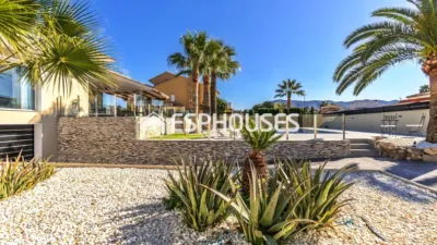 Villa in Centre photo 28
