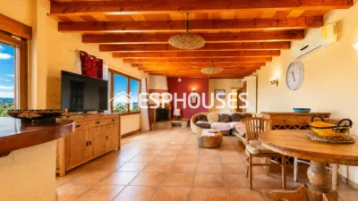 House in the Centre photo 17
