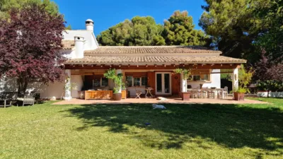 House in Tibi photo 43