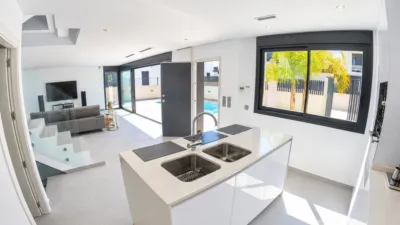 Chalet in Algorfa photo 2